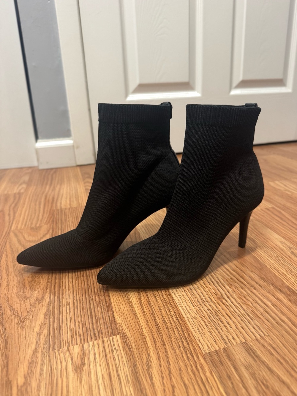 Calvin Klein Women’s Black Knit Sock Ankle Boots Pointed Toe Stiletto